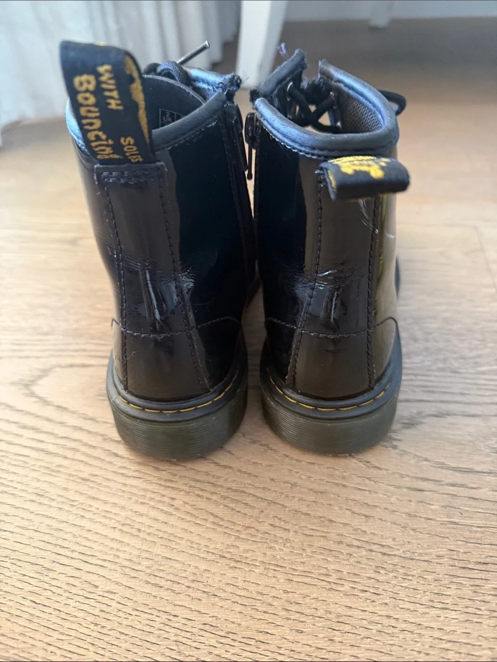 Dr. Martens sleek black